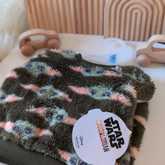 Star Wars The Mandalorian Baby Boys Baby Yoda Long Sleeve Top and Pants 3-6 M - Picture 1 of 7